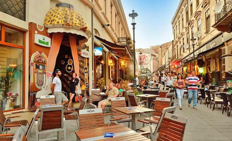 Chic Studio Old City Center - Ivo19 Бухарест Екстер'єр фото