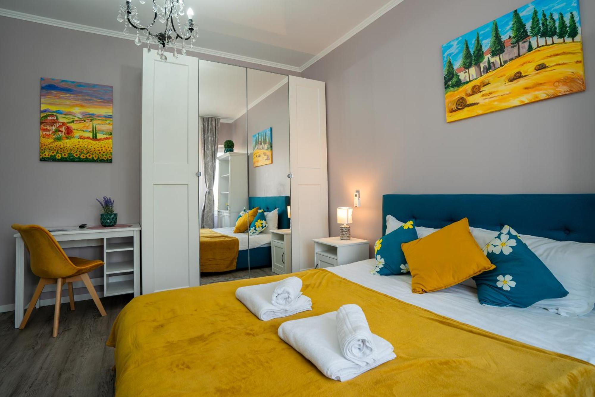 Chic Studio Old City Center - Ivo19 Бухарест Екстер'єр фото