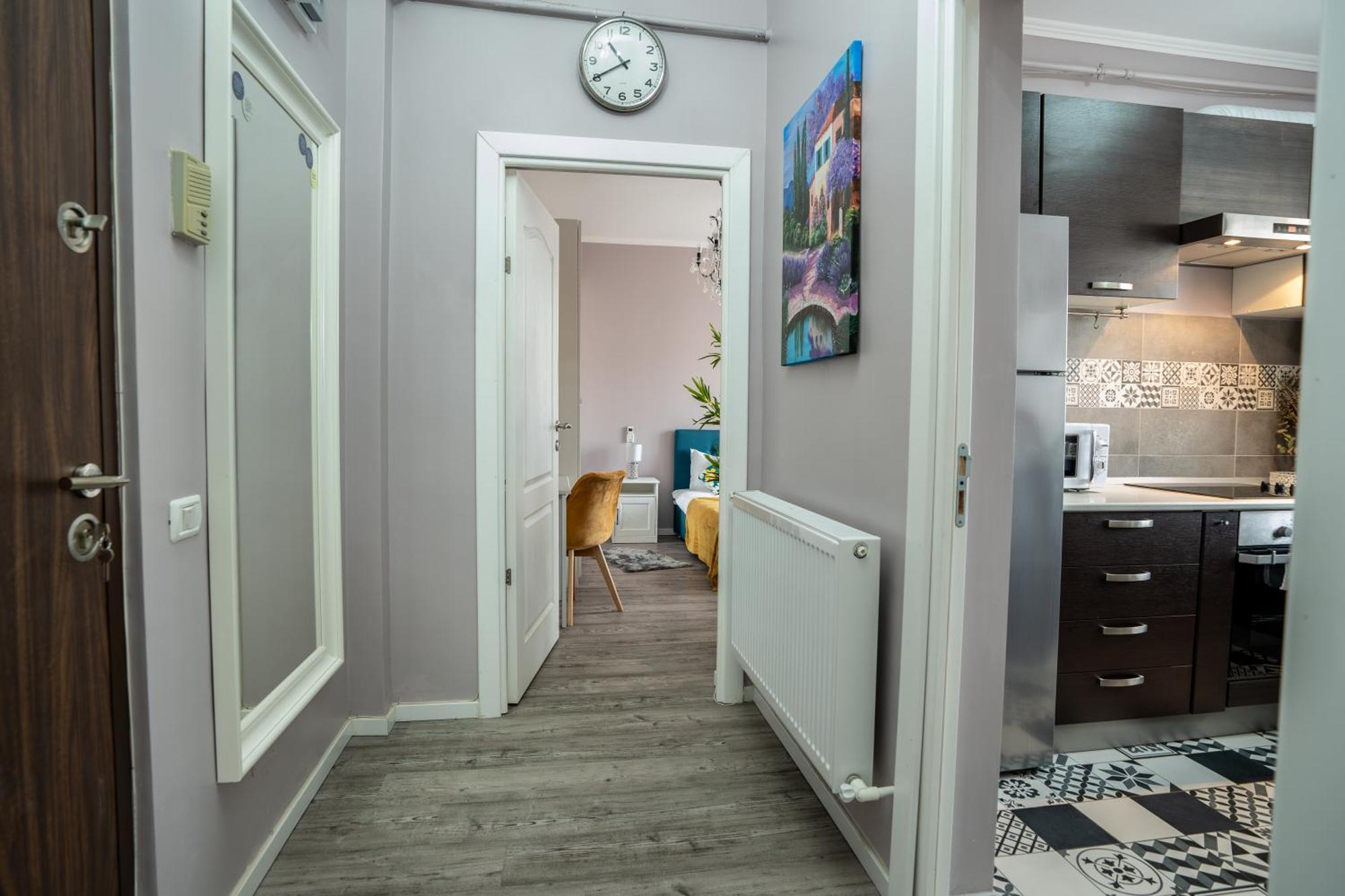 Chic Studio Old City Center - Ivo19 Бухарест Екстер'єр фото