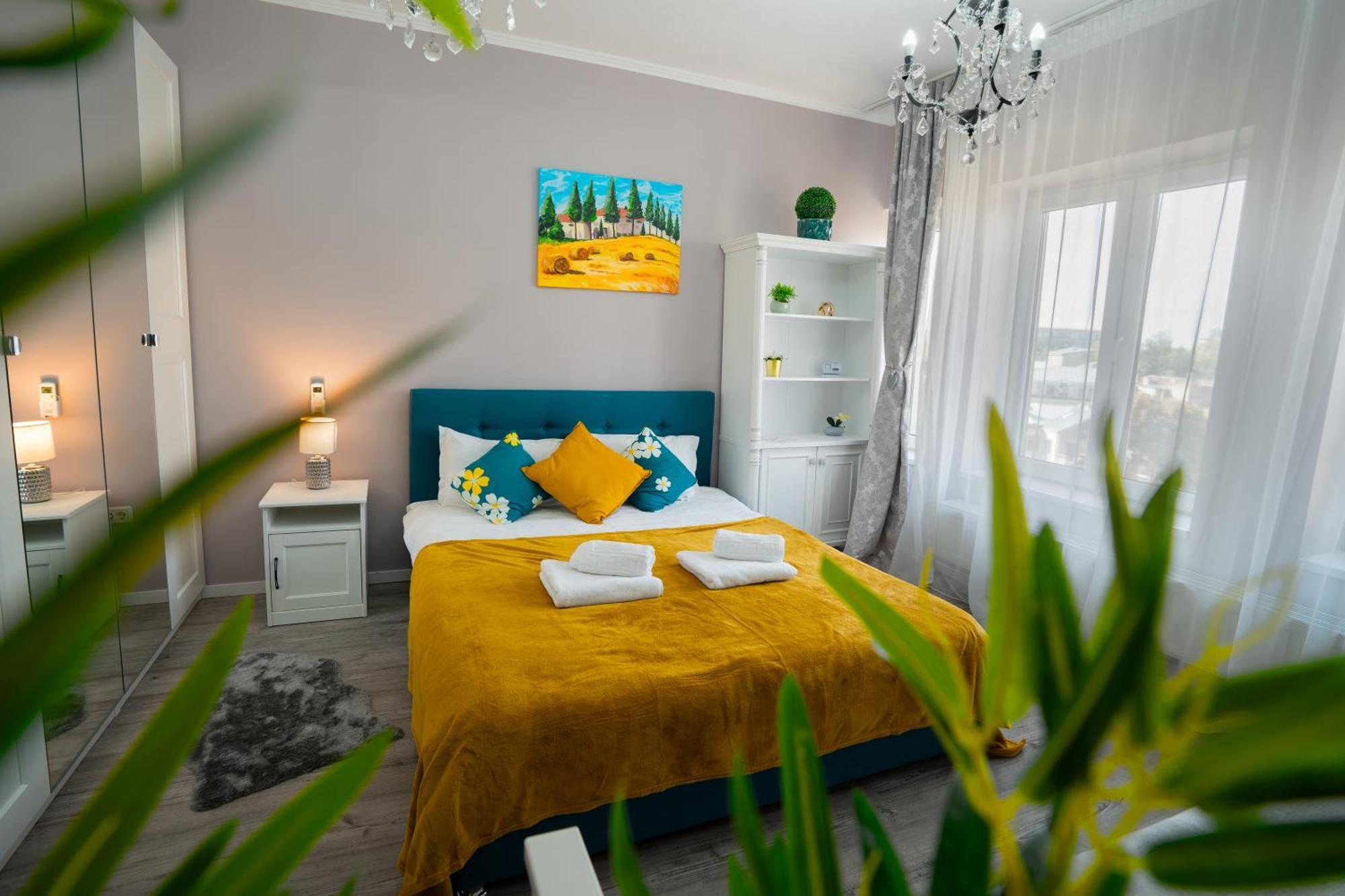 Chic Studio Old City Center - Ivo19 Бухарест Екстер'єр фото